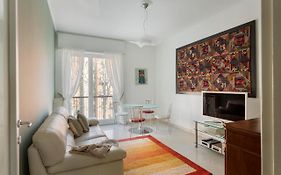 Hostmate - Milano - Via Cenisio